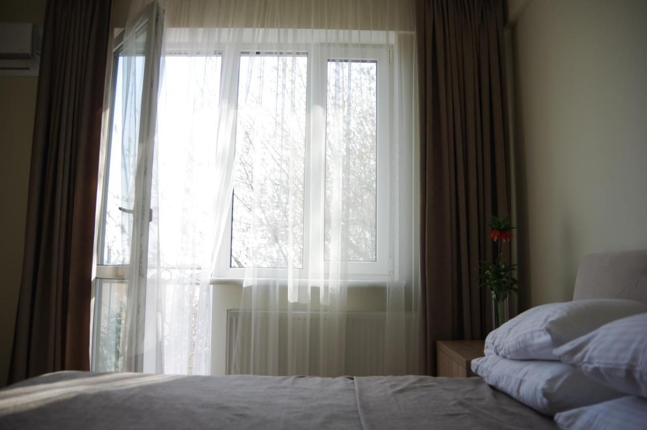 Chiernomorskie Apartamenty Одеса Екстериор снимка