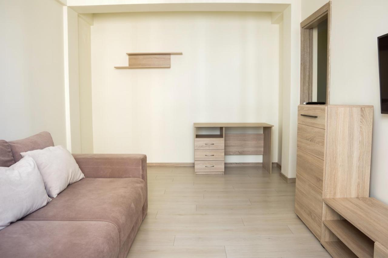 Chiernomorskie Apartamenty Одеса Екстериор снимка