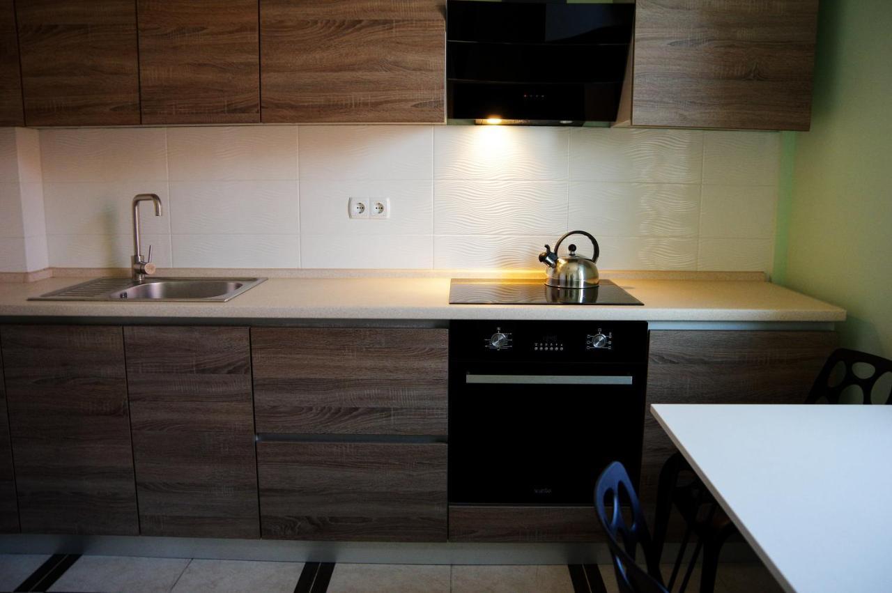 Chiernomorskie Apartamenty Одеса Екстериор снимка