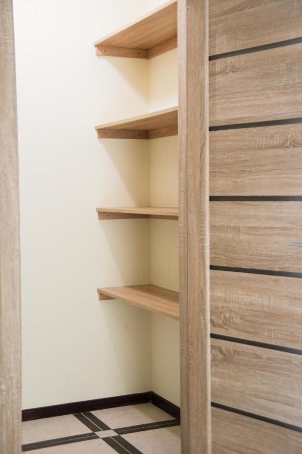 Chiernomorskie Apartamenty Одеса Екстериор снимка